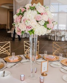 Fancy Curvy Pilsner Glass Vase Rental (Vase Only)